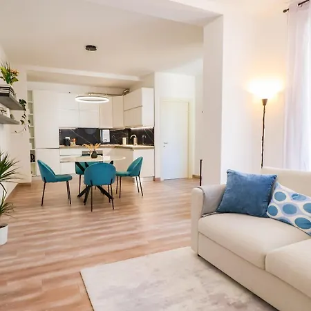 Apartment Tuscan Luxury In The Centre - With Wi-fi, Gym, Terrace *
