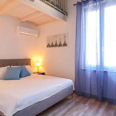 Apartment Tuscan Luxury In The Centre - With Wi-fi, Gym, Terrace