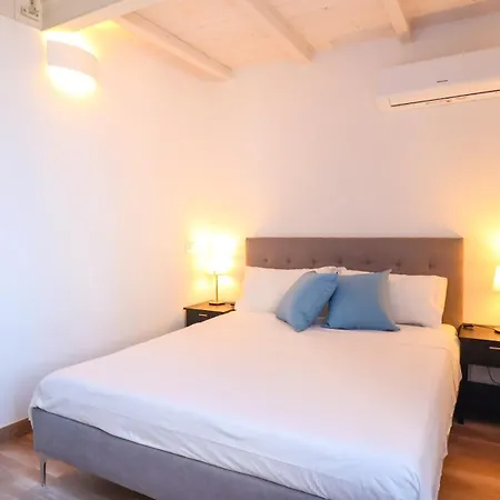 Tuscan Luxury In The Centre - With Wi-fi, Gym, Terrace *