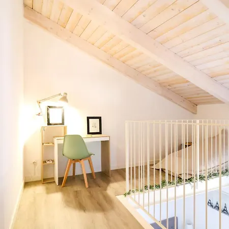 Apartment Tuscan Luxury In The Centre - With Wi-fi, Gym, Terrace *
